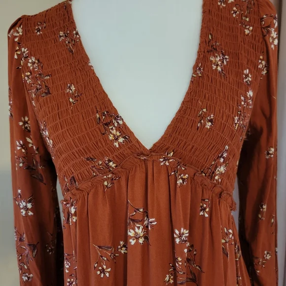 Wild Fable Burnt Orange V-Neck Bishop Sleeve Dress Size Medium NWT - Picture 2 of 9